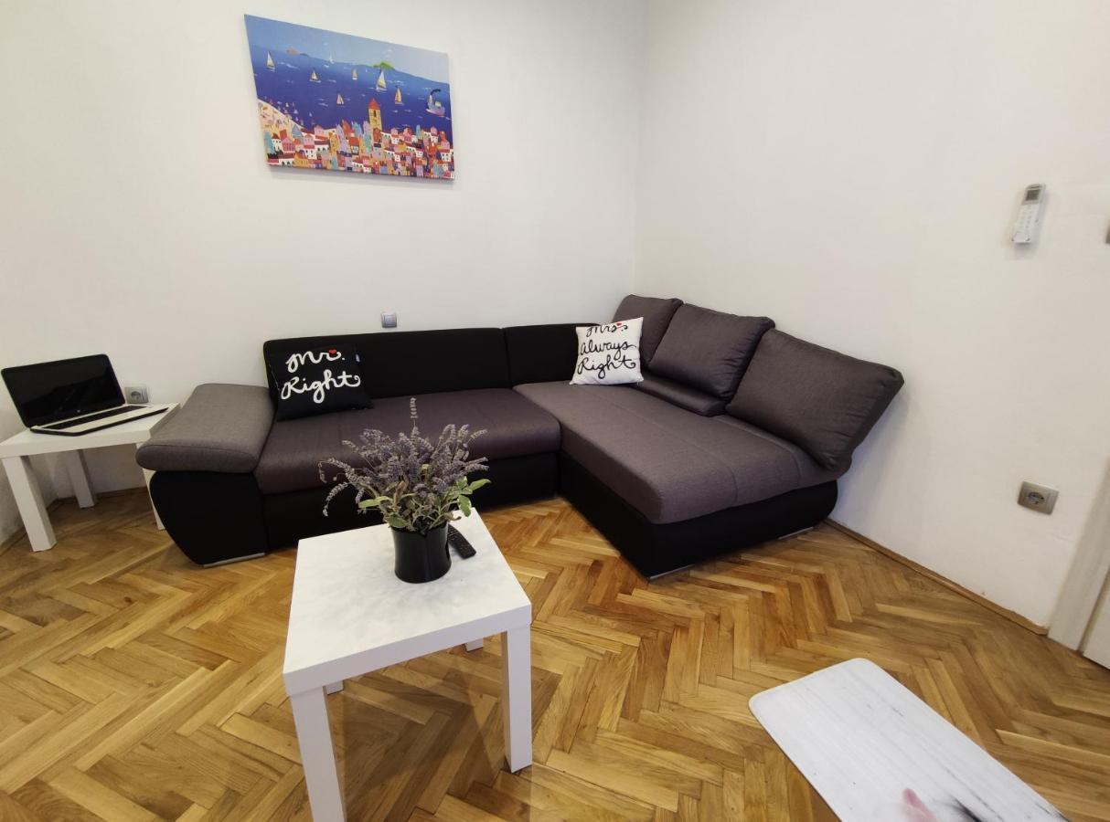 Apartment Tona Šibenik Esterno foto