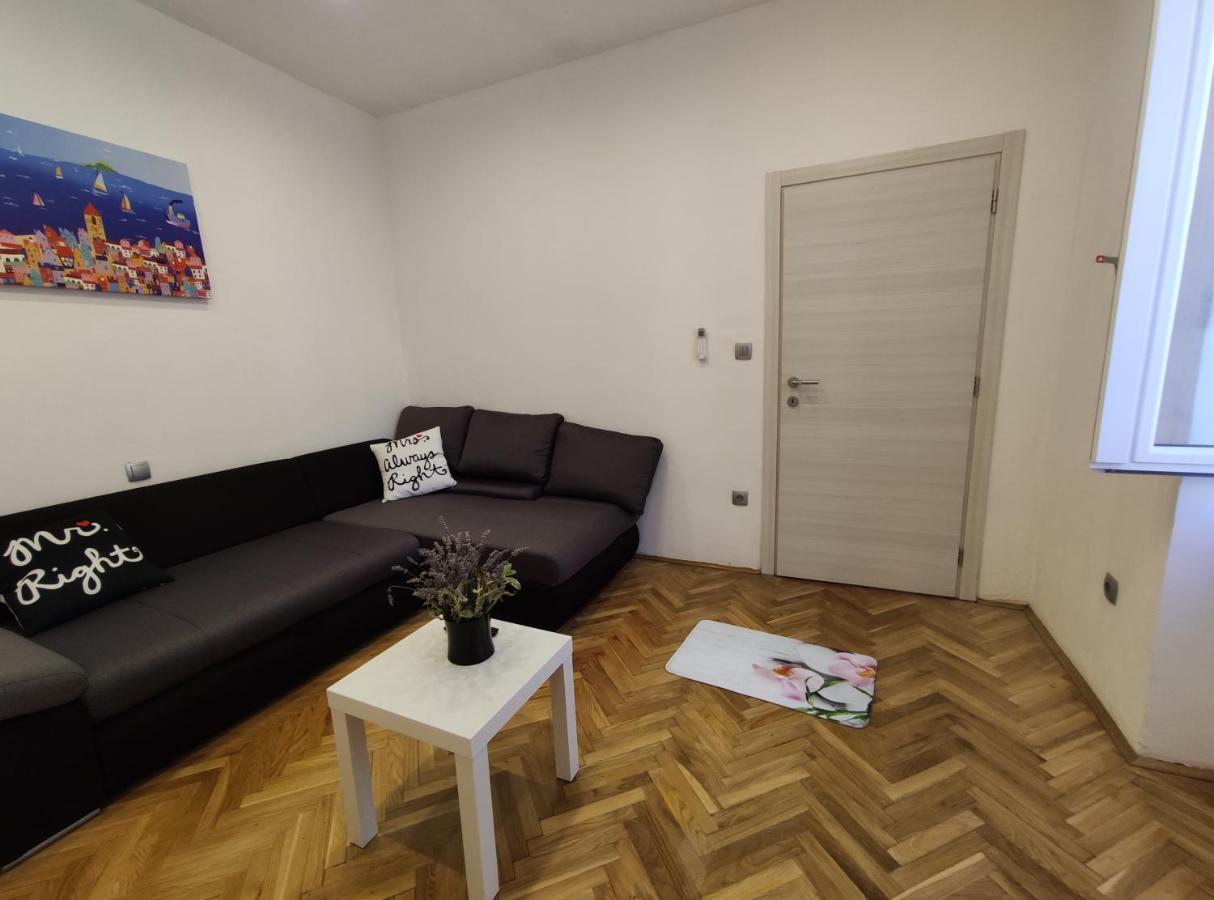 Apartment Tona Šibenik Esterno foto