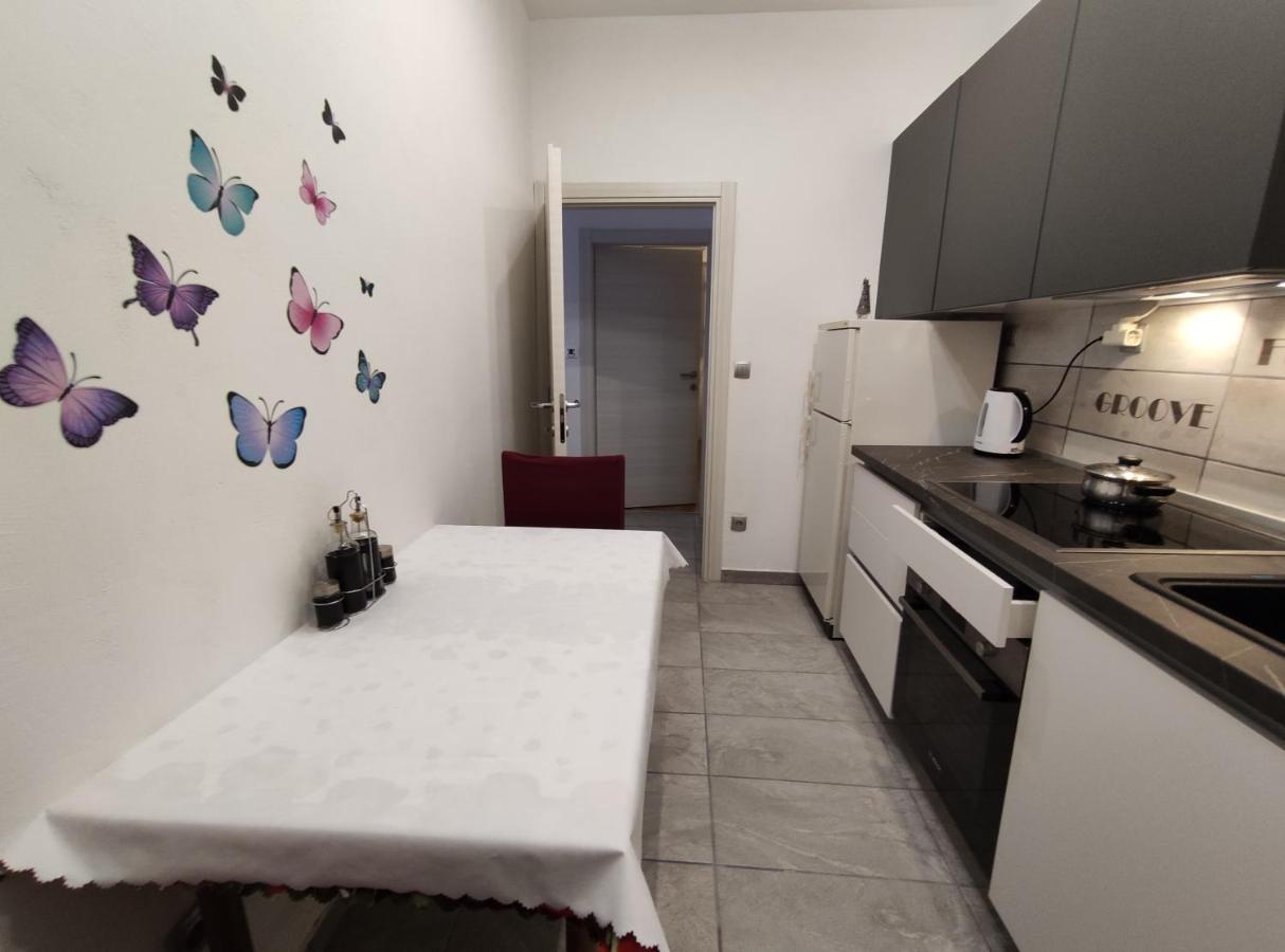 Apartment Tona Šibenik Esterno foto