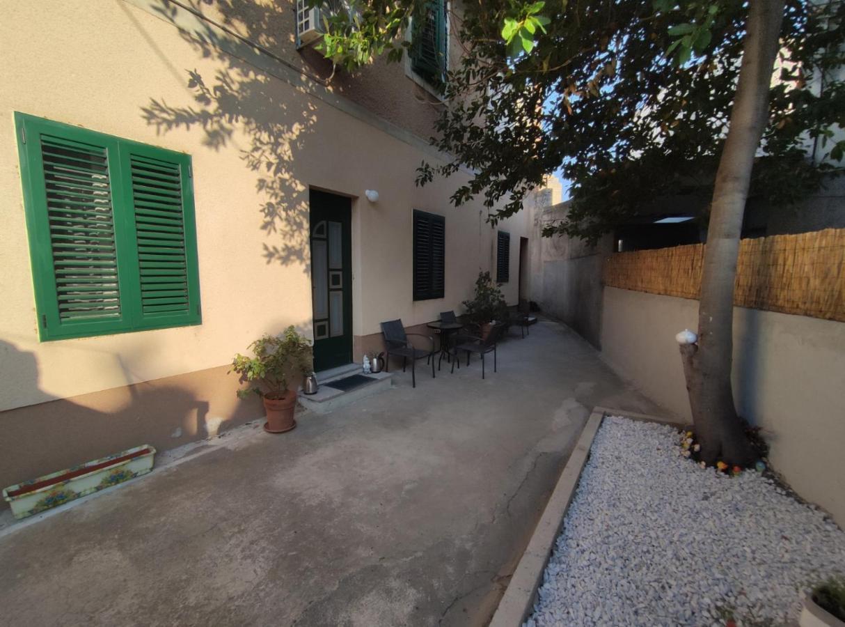Apartment Tona Šibenik Esterno foto